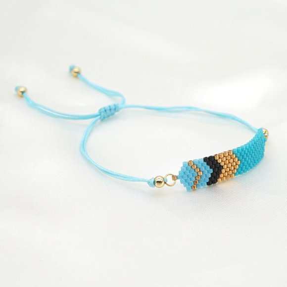 Woven miyuki/rice bead bracelet - Picture 7 of 9